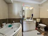 Proprietăți rezidențiale de închiriat în 4-5 CAMERE || AVIATORILOR || SPATIOS || GARAJ DUBLU