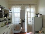 Proprietăți rezidențiale de închiriat în APARTAMENT IN VILA || INTRARE SEPARATA || VICTORIEI - PETRU RARES