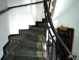 Proprietăți rezidențiale de închiriat în APARTAMENT IN VILA || INTRARE SEPARATA || VICTORIEI - PETRU RARES