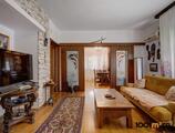 Proprietăți rezidențiale de închiriat în APARTAMENT IN VILA || 3 CAMERE || CURTE PROPRIE || DOROBANTI