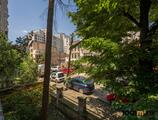 Proprietăți rezidențiale de închiriat în APARTAMENT IN VILA || 3 CAMERE || CURTE PROPRIE || DOROBANTI