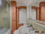 Proprietăți rezidențiale de închiriat în APARTAMENT IN VILA || 3 CAMERE || CURTE PROPRIE || DOROBANTI