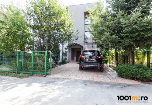Proprietăți rezidențiale de închiriat în Vanzare casa, vila 8 camere | Curte libera, Individuala | Iancu Nicolae