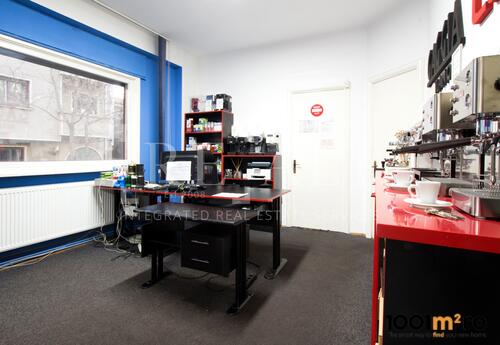 Proprietăți rezidențiale de închiriat în Vanzare 2 x apartamente 3, 2 camere | Investitie | Popa Petre, Armeneasca