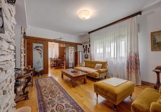 APARTAMENT IN VILA || 3 CAMERE || CURTE PROPRIE || DOROBANTI