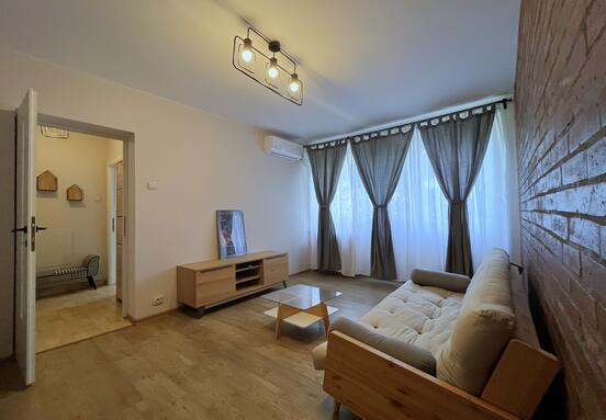 APARTAMENT 3 CAMERE | COMPLET MOBILAT | TITAN MINIS
