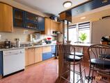 Proprietăți rezidențiale de închiriat în Inchiriere apartament 4 camere | In vila, Rezidential, Office | Primaverii