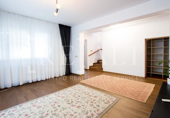 Inchiriere casa, vila 5 camere | Individuala, 400mp curte libera | Pipera